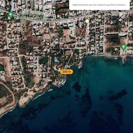 Σπίτι διακοπών Green Yard Holiday -4 Min Walk To The Beach Κερύνεια